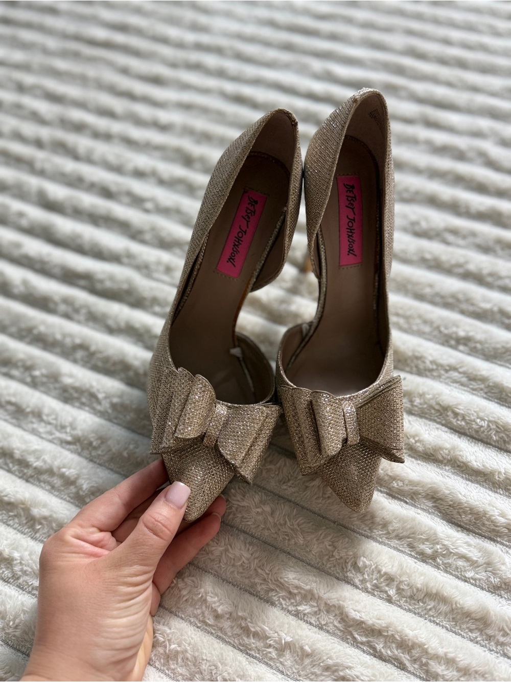 Betsey Johnson Women’s Gold Glitter Bow Pointed Toe Stiletto Pump Heels